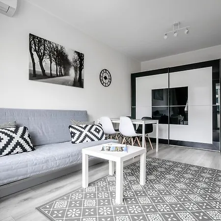 Apartament Centrum Zurawia * Varsó